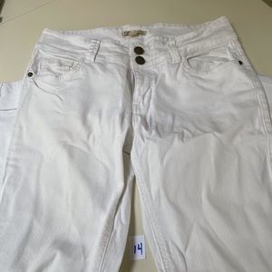 Cabi white size 10 jeans